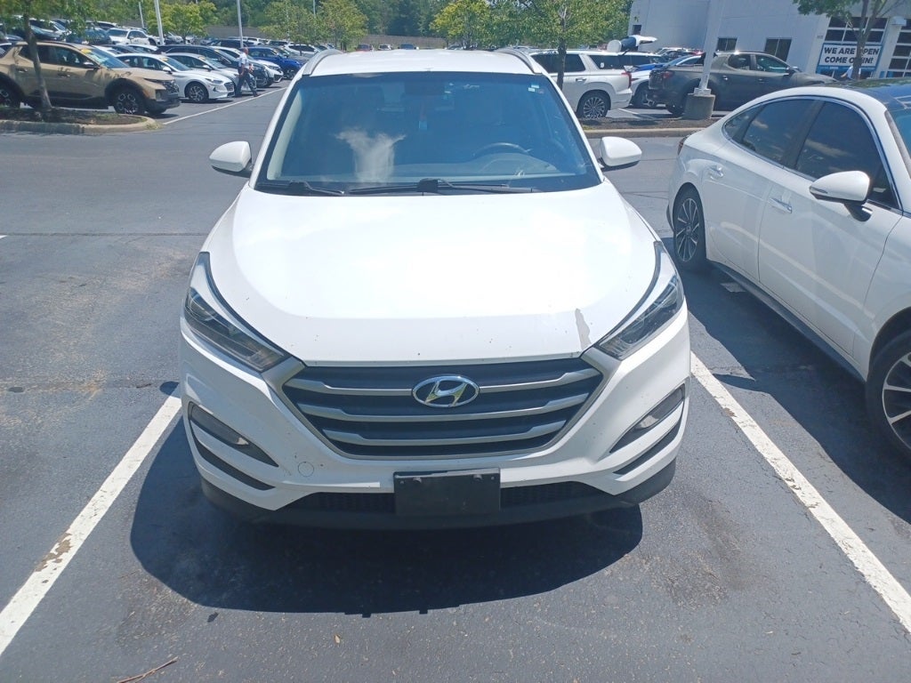 Used 2018 Hyundai Tucson SEL with VIN KM8J33A4XJU689422 for sale in Bloomington, IN